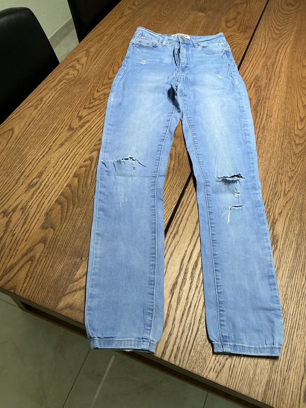 Jeans: Trendige Damen Jeans hellblau Gr. 38 – Usato da Würenlos venduto da Tina48 2