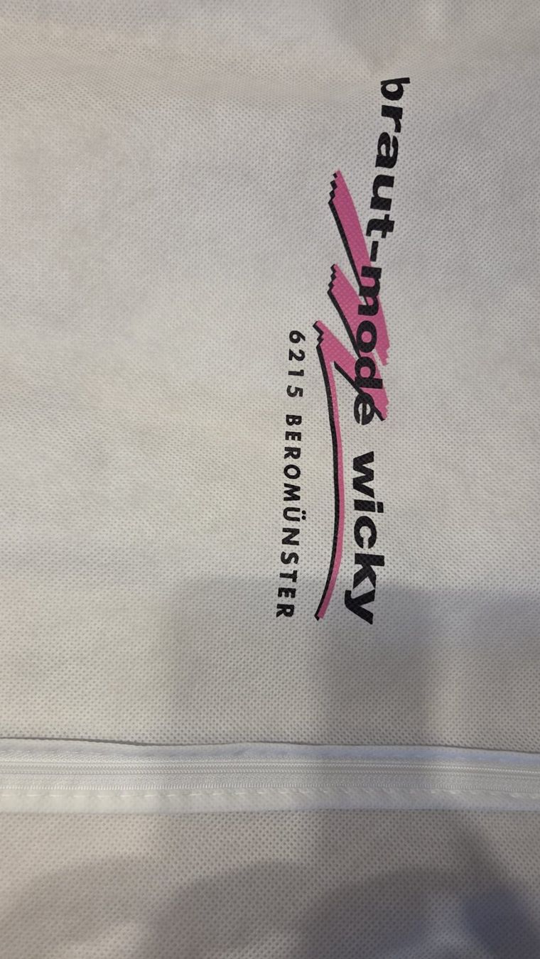 Vestiti: Hochzeitskleid Brautmode Wicky – Usato da Bülach venduto da Ewert 6