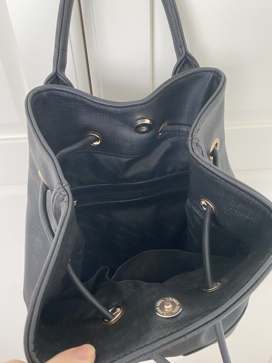 Rucksäcke: Black Backpack – Gebraucht aus Schlieren von tug_568r 3