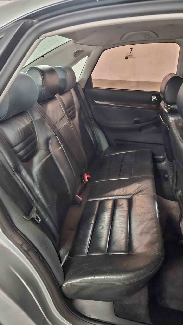 Audi Automobili: Audi A4 B5 2.8l Quattro Handschalter – Usato da Necker venduto da ps.culture 4