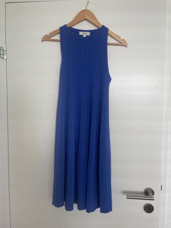 Feinstrickkleid COS blau ärmellos Grösse XS guter Zustand