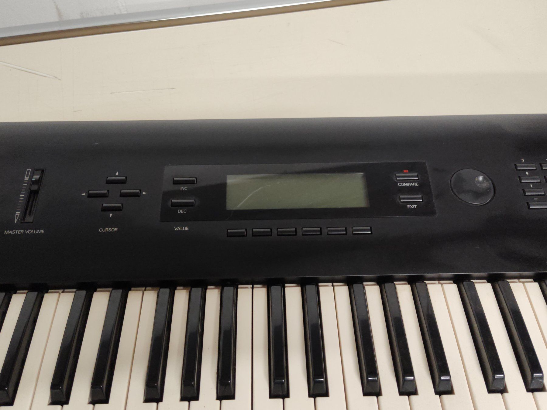 Korg Strumenti musicali: KORG WS1 Wavestation / Synthesizer – Difettoso da Bern venduto da WE_ARE 1