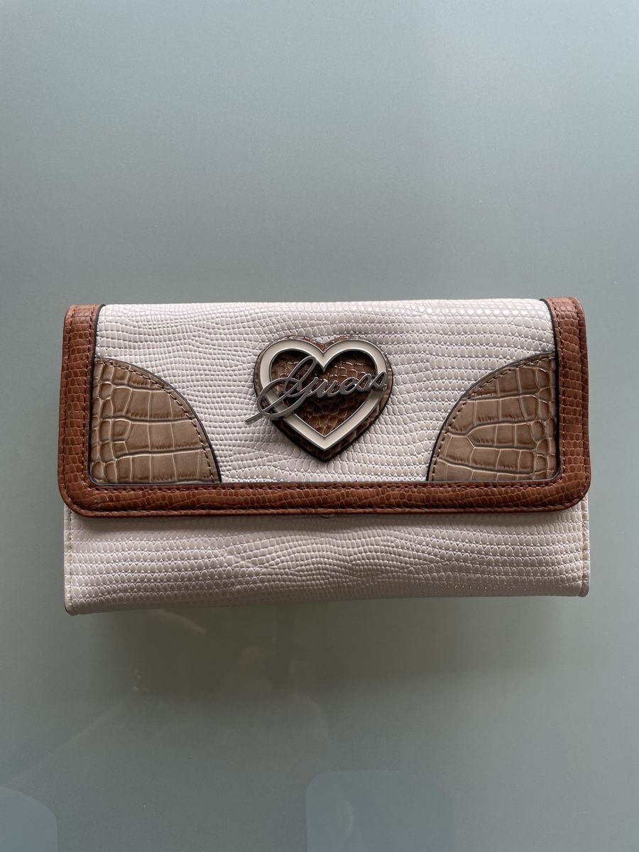 Guess Portamonete: Portefeuille Guess élégant femme neuf – Nuovo e nell'imballaggio originale da Vuadens venduto da Ninaa11