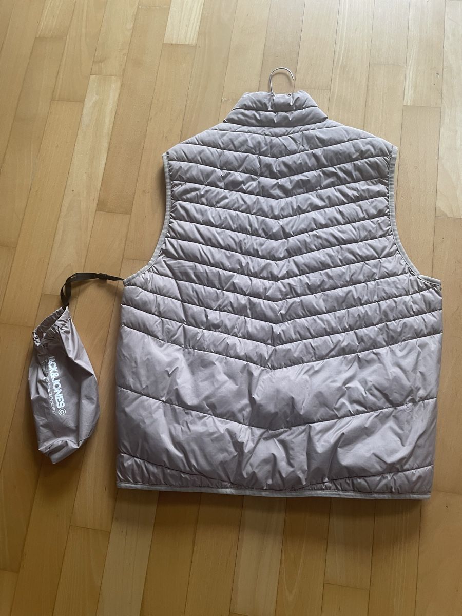 Gilet & Giacche: Gilet jack&jones Gr L – Usato da Münsingen venduto da nerv11 1