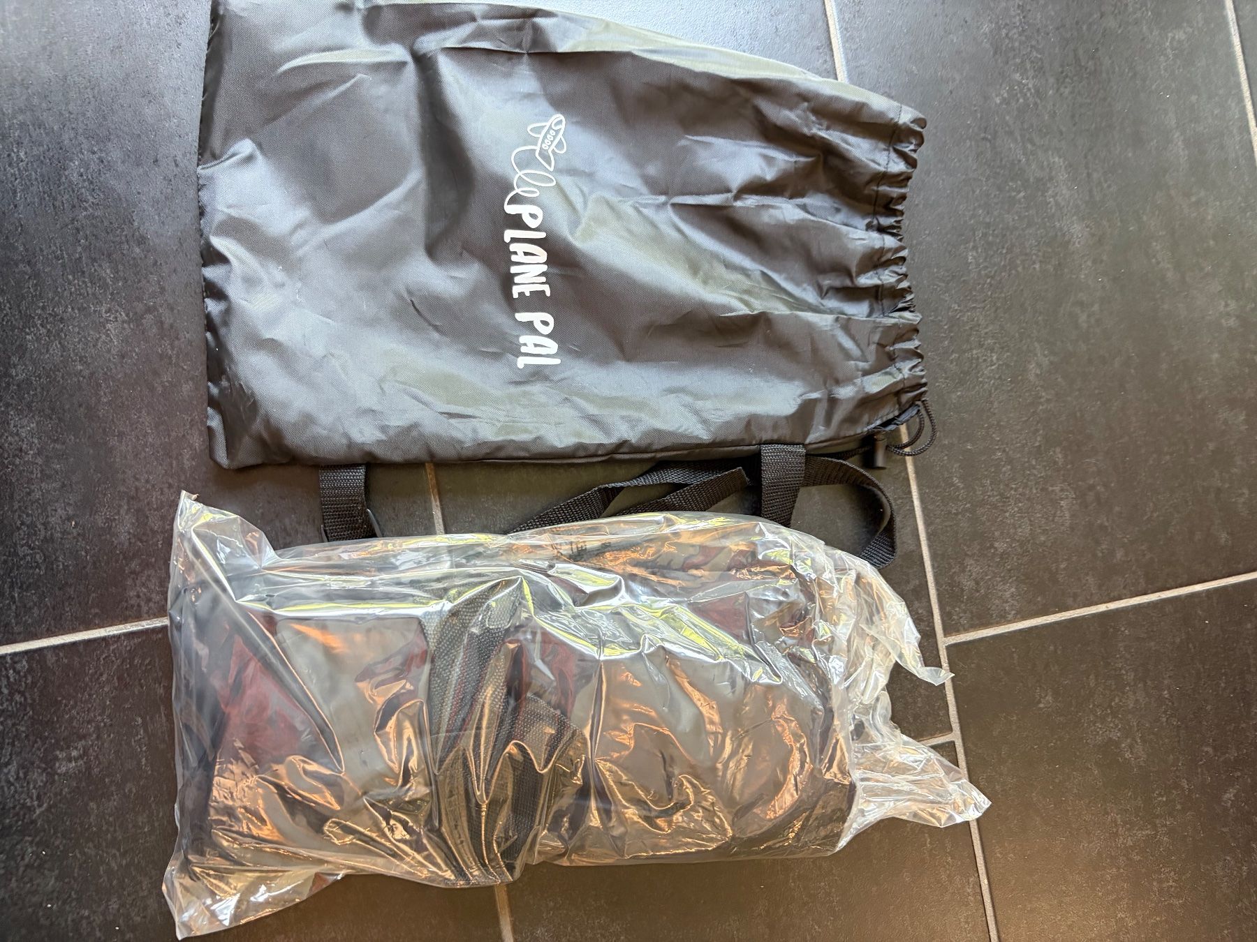 Cuscini: Plane Pal neu und originalverpackt – Usato da Bergdietikon venduto da Skidoofreeski 1