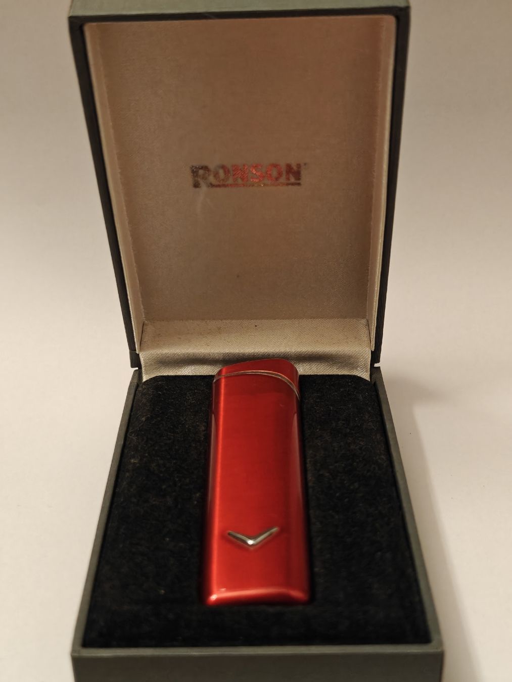 Ronson Accendini: Ronson, Feuerzeug – Nuovo (secondo la descrizione) da Stäfa venduto da Nimbin03