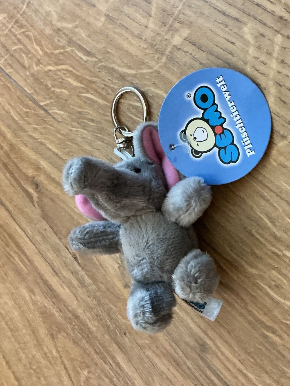 Portachiavi: NEW - Elephant keychain – Nuovo e nell'imballaggio originale da Brugg AG venduto da Magna3 4