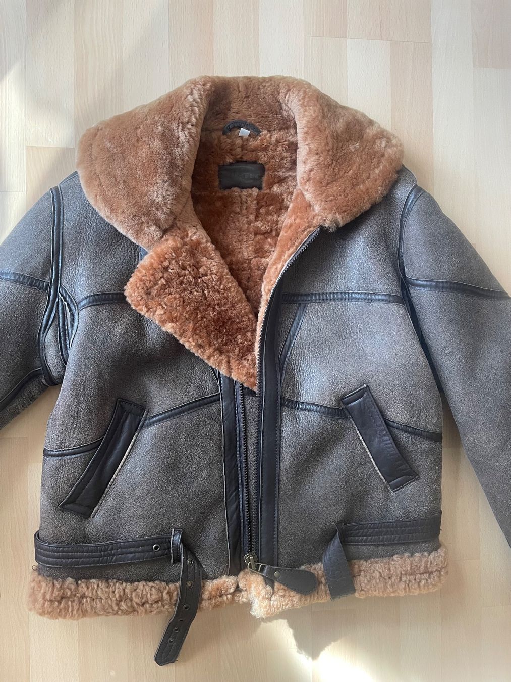 Giacche: Flieger Echt Leder Jacke – Usato da Wila venduto da Lokelo 1