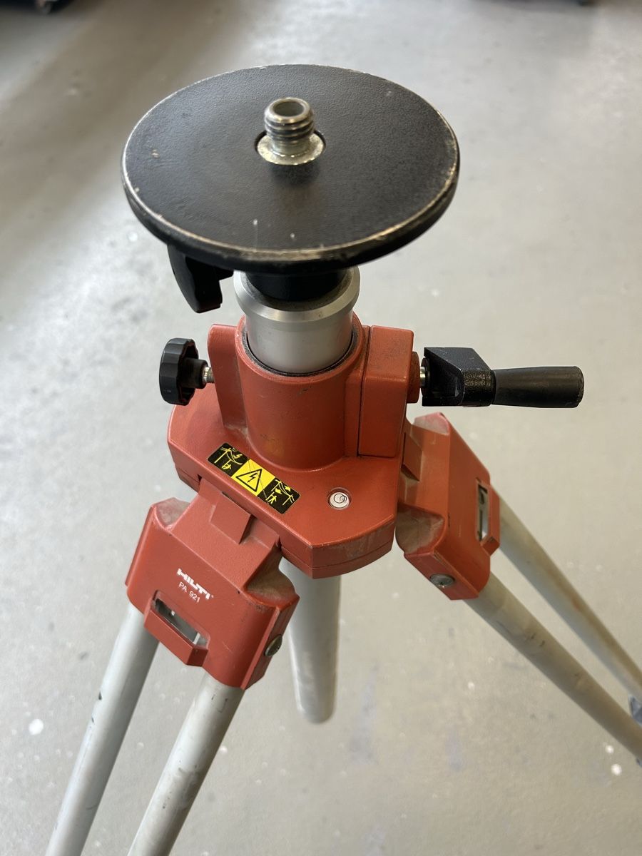 Hilti Tutti gli attrezzi: Hilti Stativ – Usato da Sarnen venduto da asteryx 5