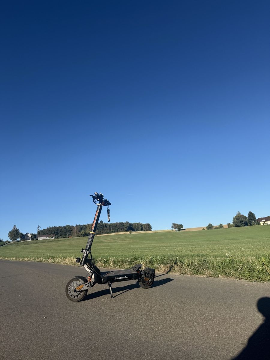 Scooters: E-Scooter G2 Master  – Neuf (Voir description) à Ins par lis_88yc