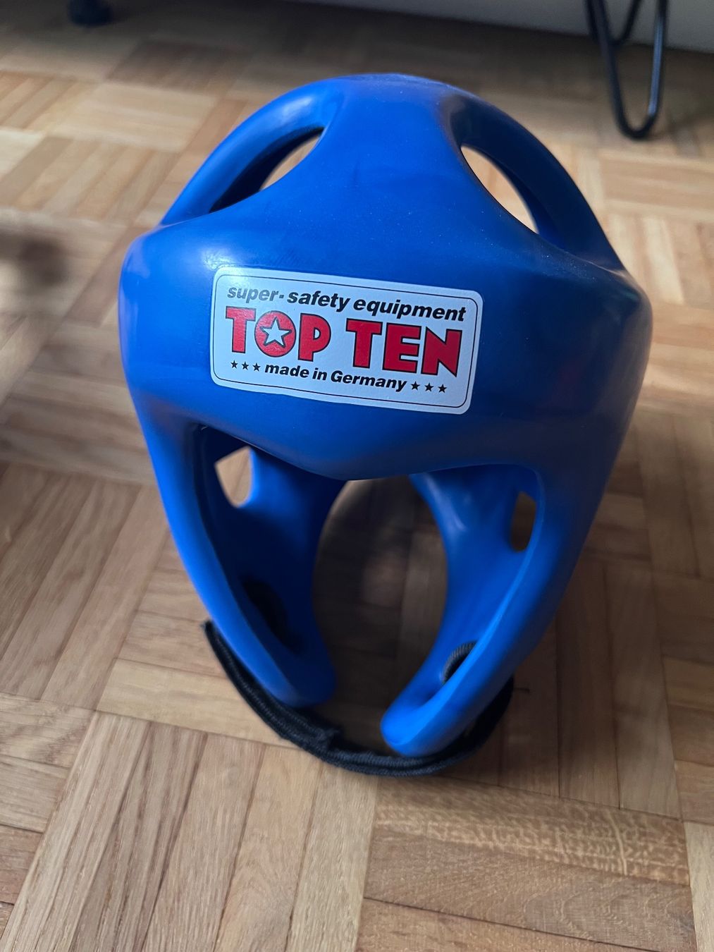 Schutz & Schoner: Kickbox Set von TopTen – Neu (gemäss Beschreibung) aus Zürich von tan_ht5l 1