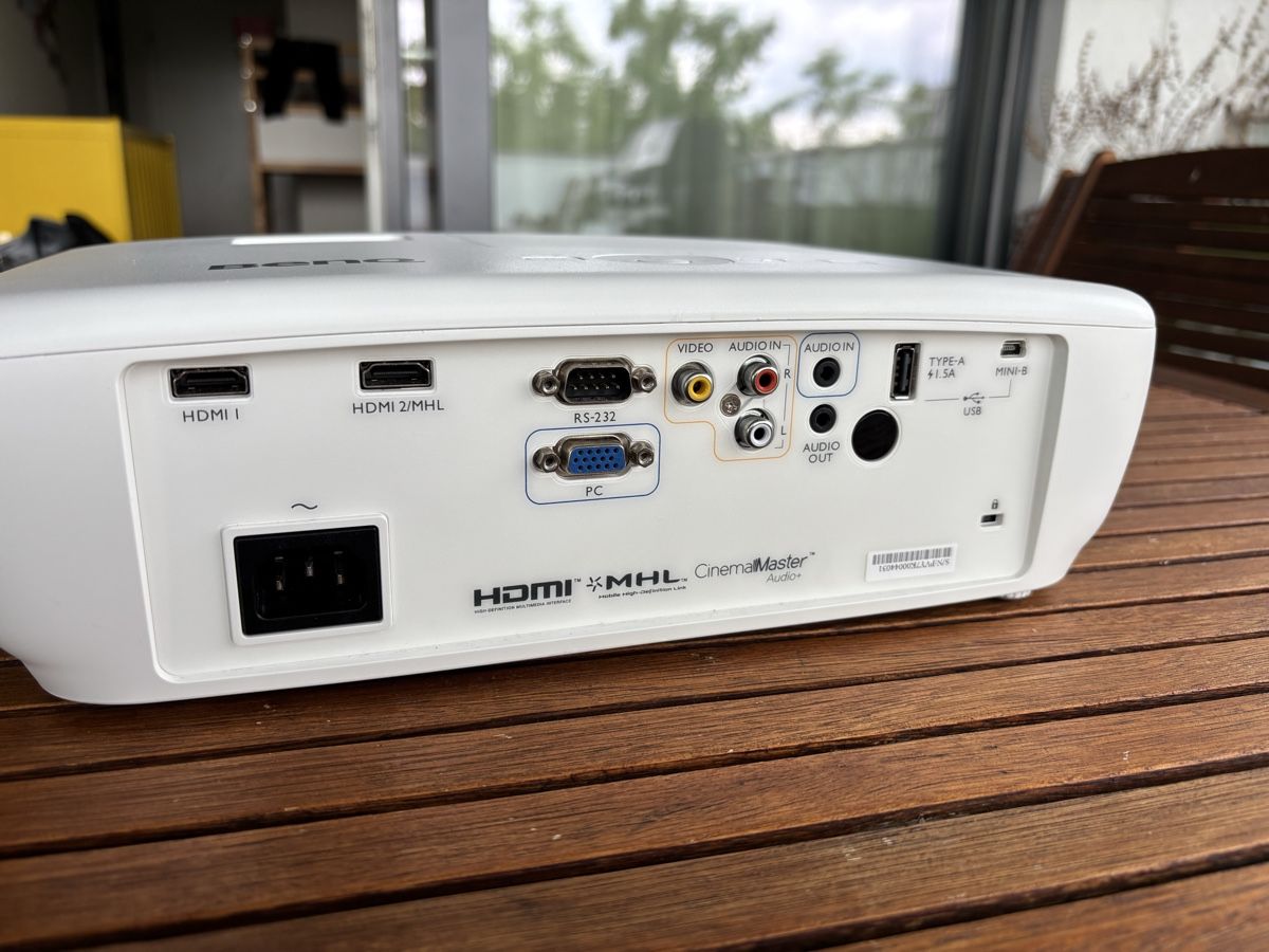 BenQ Proiettori: BENQ w1090 – Usato da Yverdon-les-Bains venduto da fla_wf2w 2