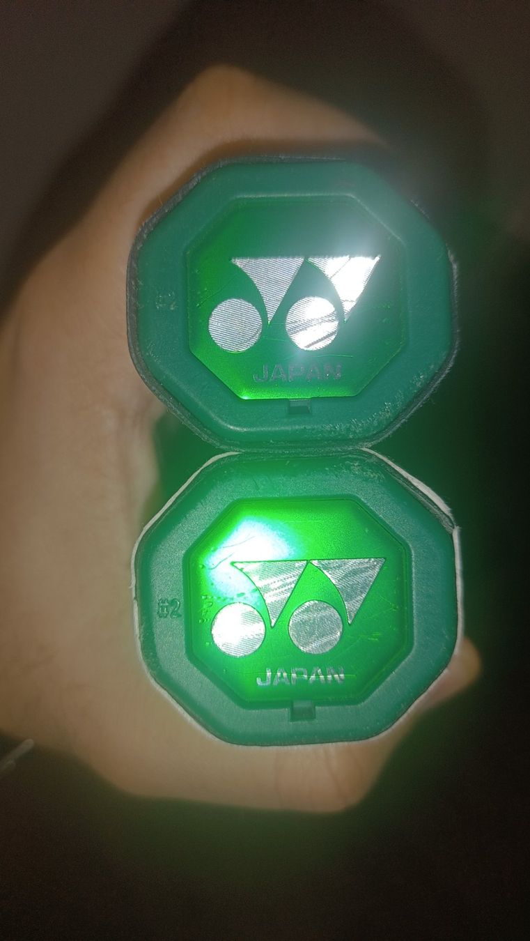 Yonex Racchette: 2x Yonex Ezone 98 Aqua Night 2024 – Usato da Fretereules venduto da Brunels 3