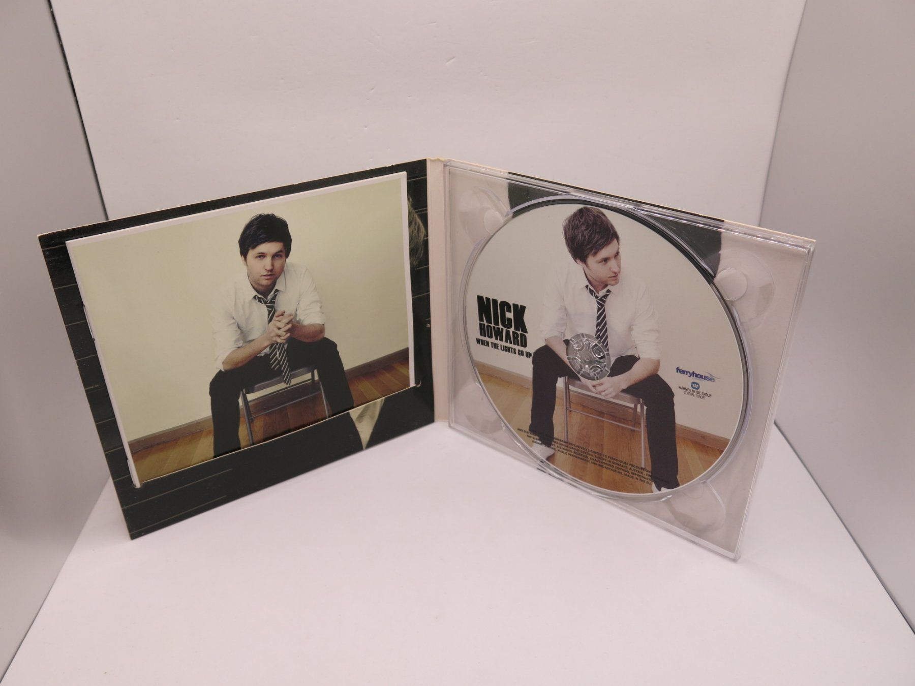 CD: CD Nick Howard – When The Lights Go Up – Usato da Ernetschwil venduto da luisvonerni 1