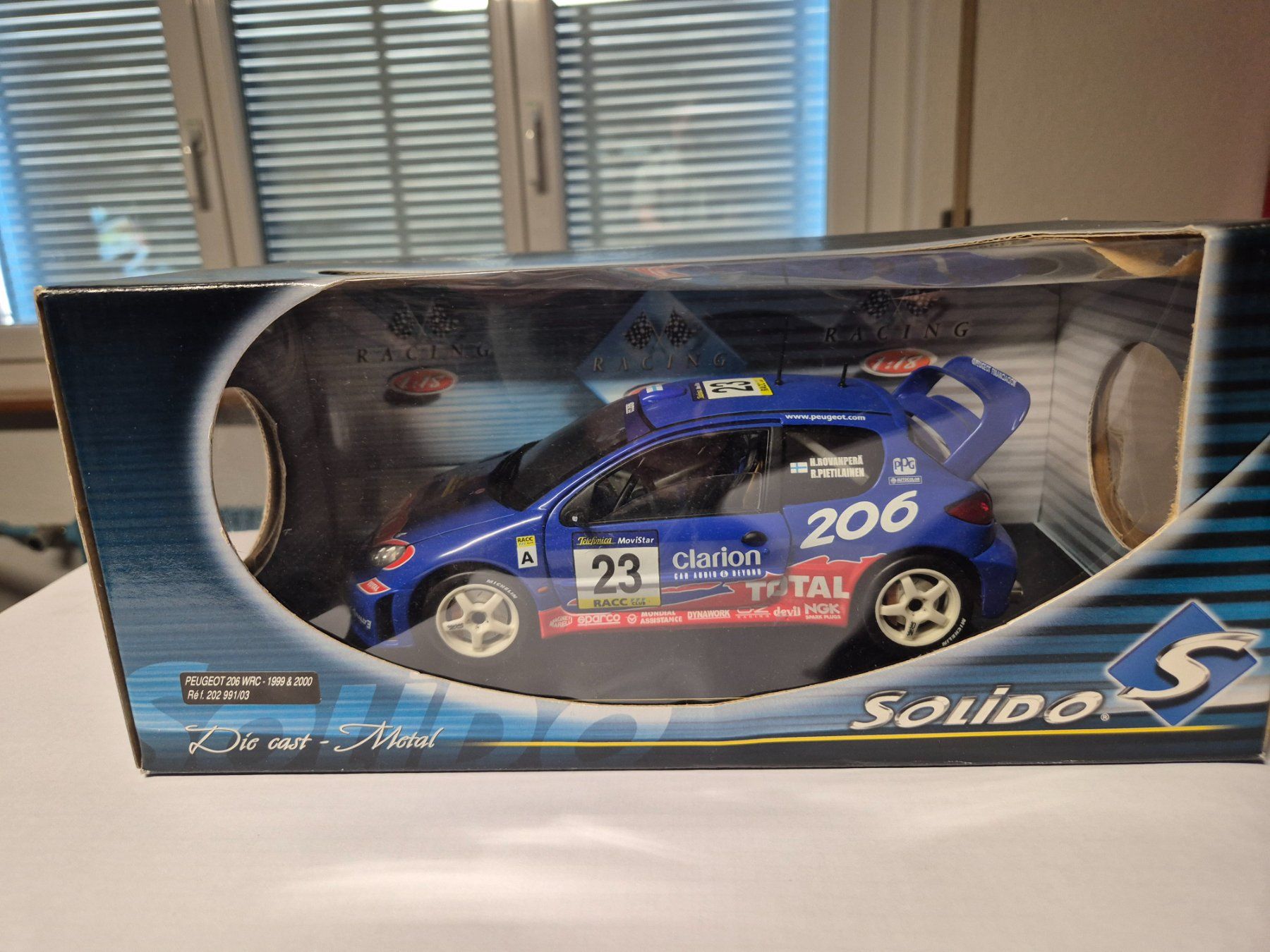 Peugeot Modellini d'auto: Peugeot 206 WRC  1/18 – Usato da Moutier venduto da cat365