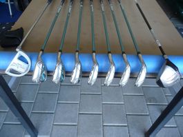 Golf Schlägerset für Damen mit Bag Trolley und Bällen
