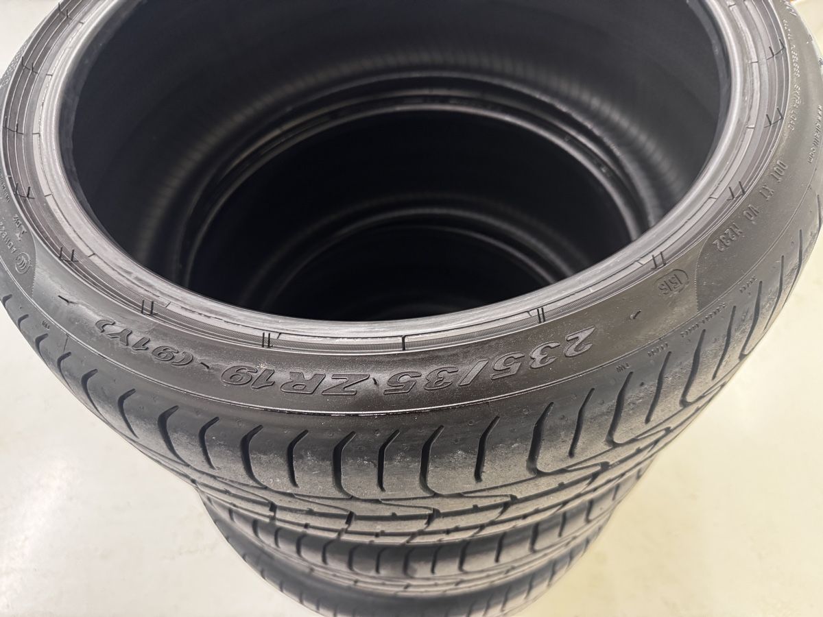 Pneus & Kompletträder: Pirelli PZero 235/35R19 91Y MC1 – Gebraucht aus Grüningen von Loeffel90 1