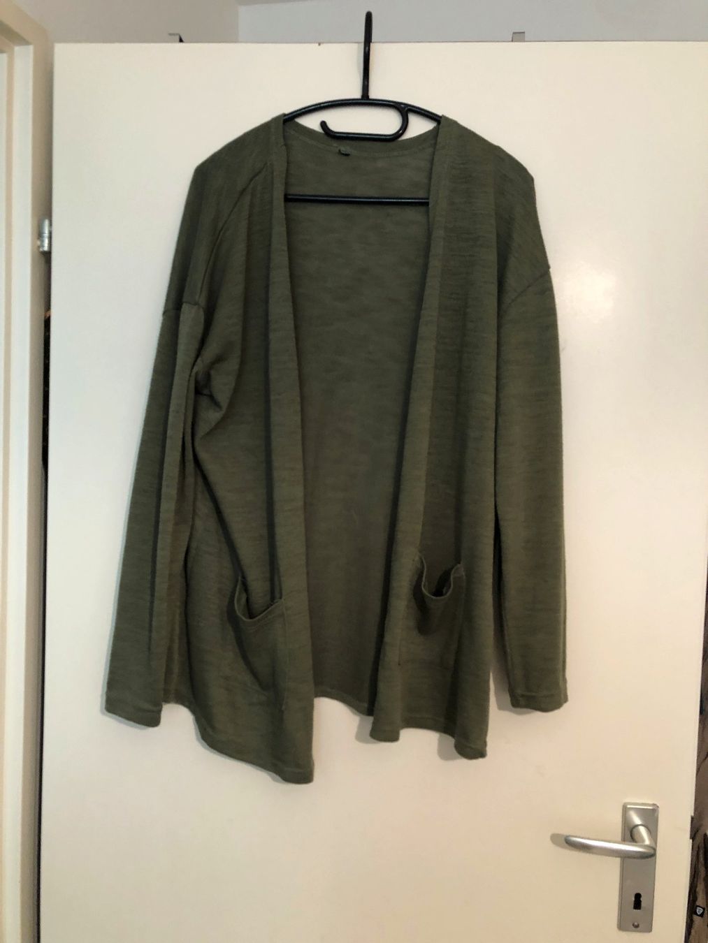 Giacche: Damen Strickjacke Grösse M - Marke Chicorée – Usato da Glattbrugg venduto da Ariel012
