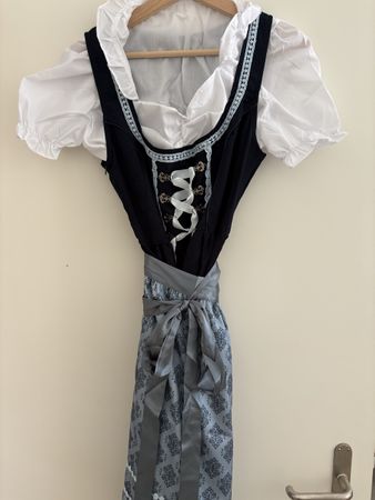 Dirndl Grösse M