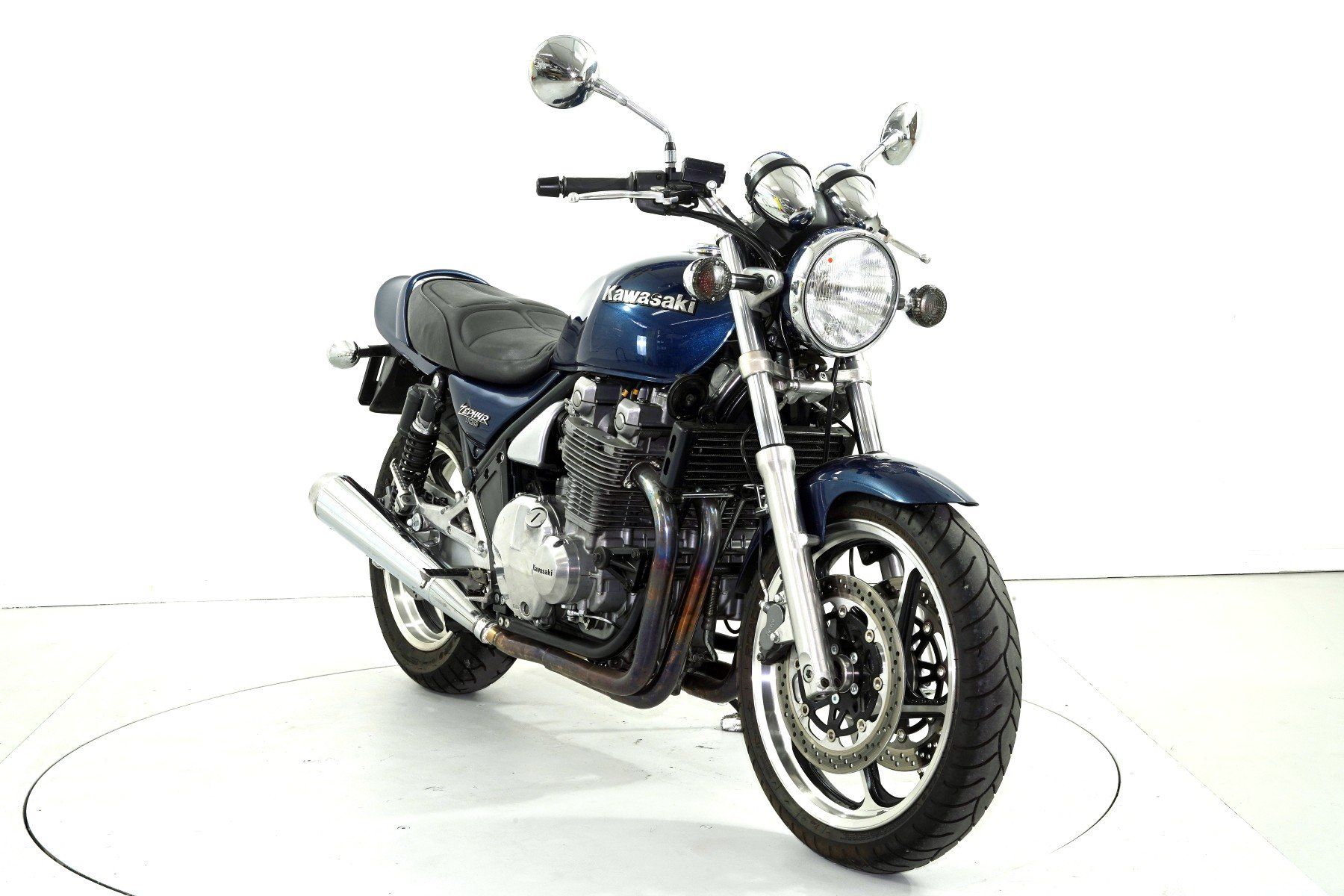 Kawasaki Strada: Kawasaki Zephyr 1100 – Usato da Winterthur venduto da MCW 2