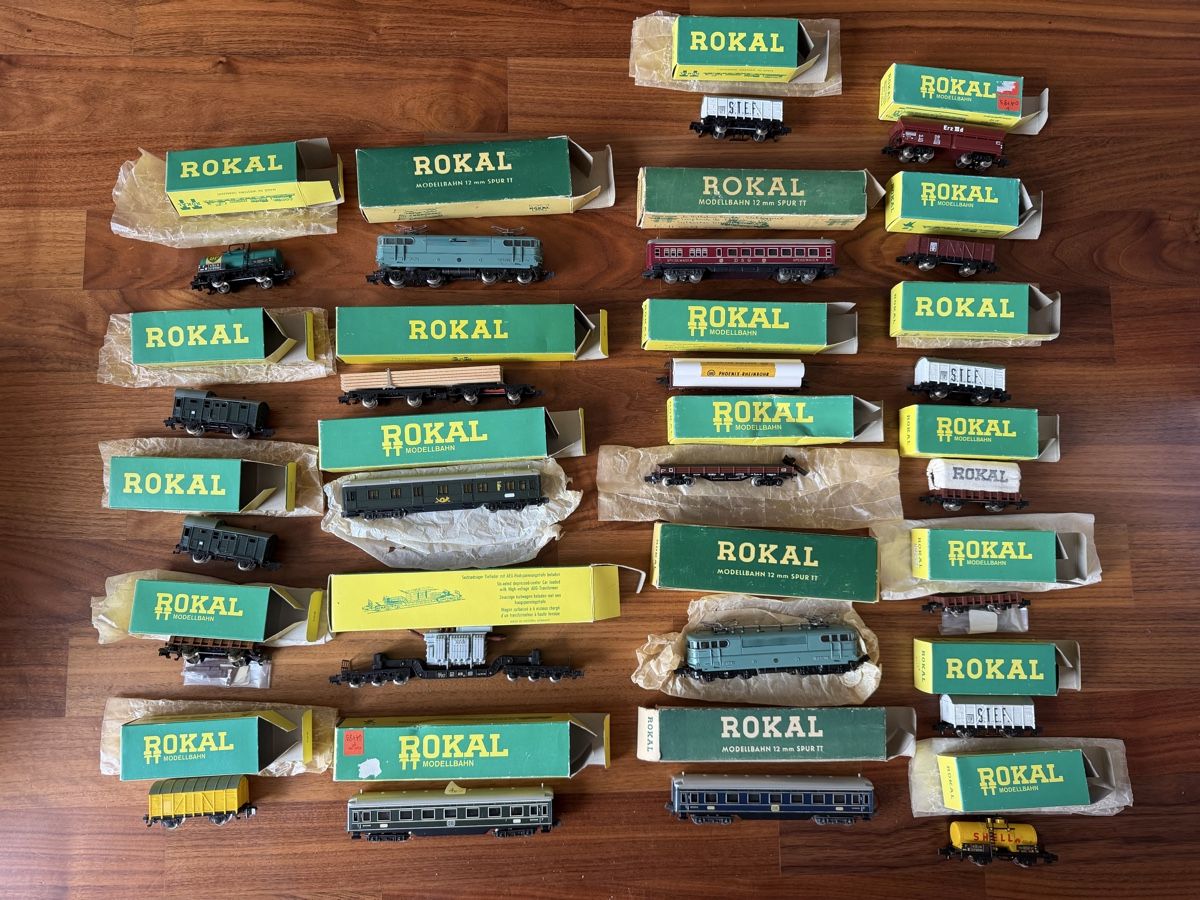 Modellini di ferrovie: Diverse Rokal Loks und Wagen – Usato da Jona venduto da vallu_94 1