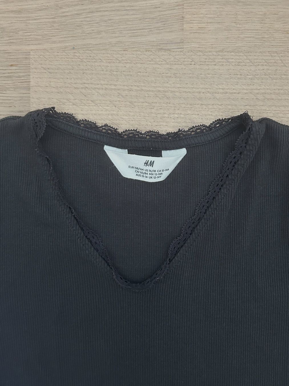 H&M Camicette, T-shirt & Top: 2 T-Shirts Mädchen Grösse 158/164 – Usato da Bülach venduto da onkyo 3