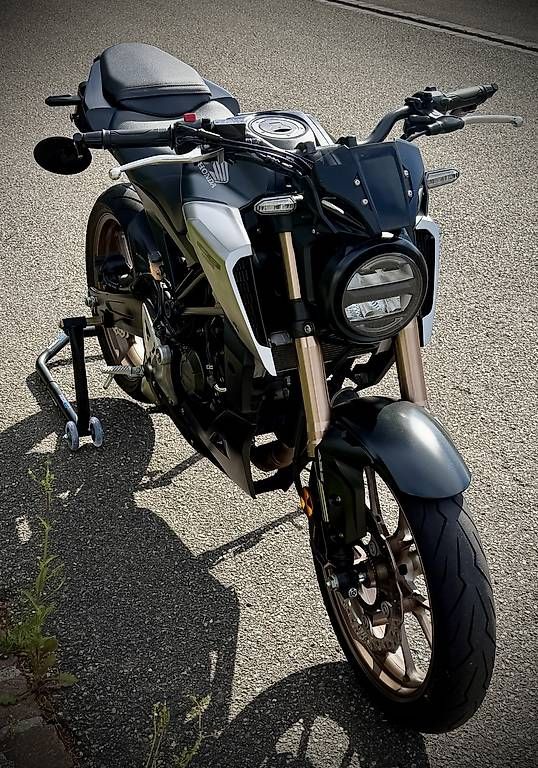 Honda Strada: Honda CB 125 R 11kW – Usato da Däniken SO venduto da spidi55 3