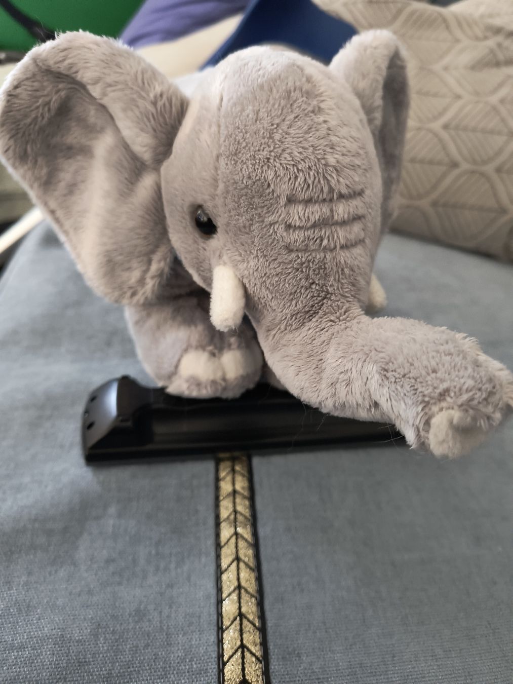 WWF Spielzeuge: Süsser Plüschelefant WWF ca. 30cm – Gebraucht aus Würenlingen von pjs-at-tutti