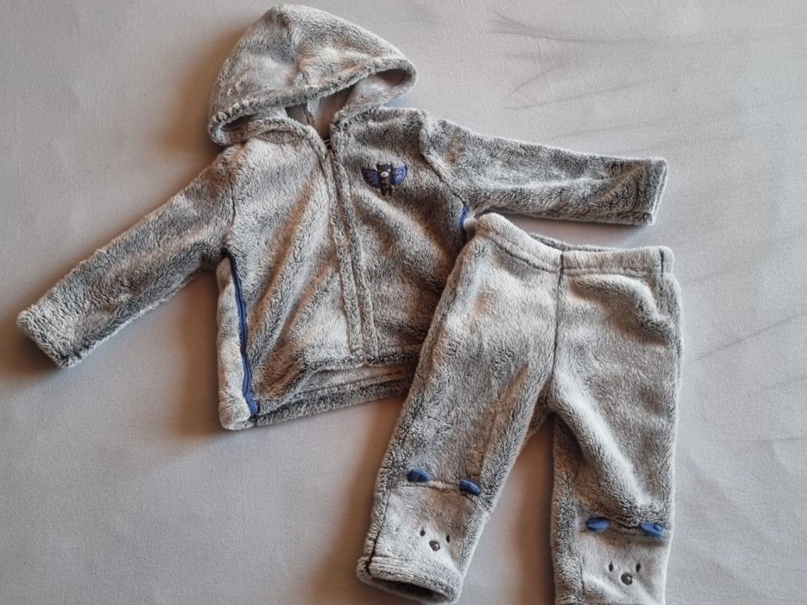 Lotti & Set di vestiti: Ensemble doux 74 3 pommes – Usato da Les Breuleux venduto da Mily1991