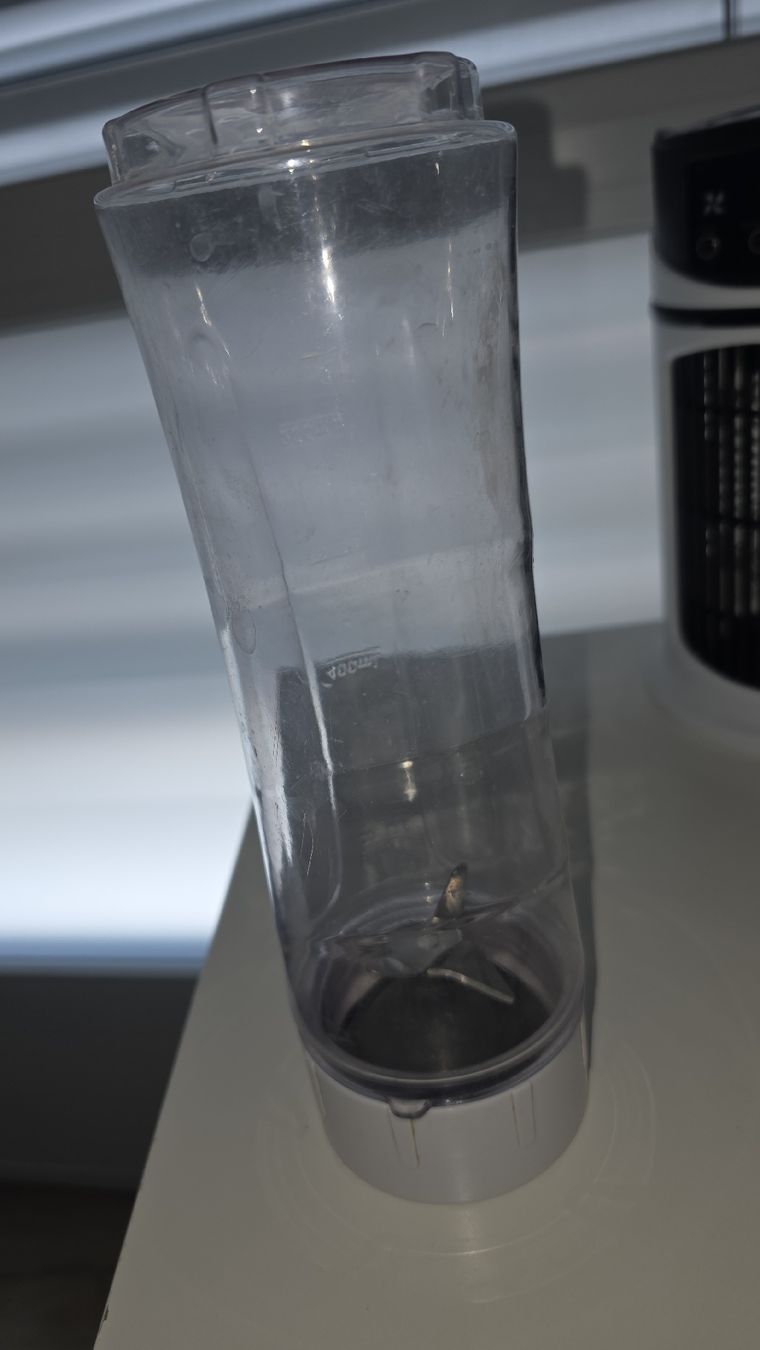 Elettrodomestici da cucina: Portable Mixer grinder – Usato da Zürich venduto da shu_lz7v 1