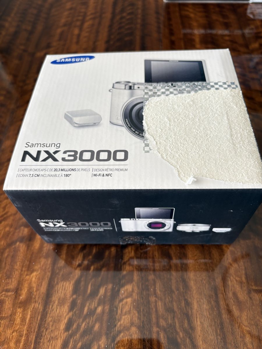 Samsung Fotocamera: Samsung Kamera NX3000 mit Originalverpackung – Usato da Meilen venduto da AlexandraMarahrens 5
