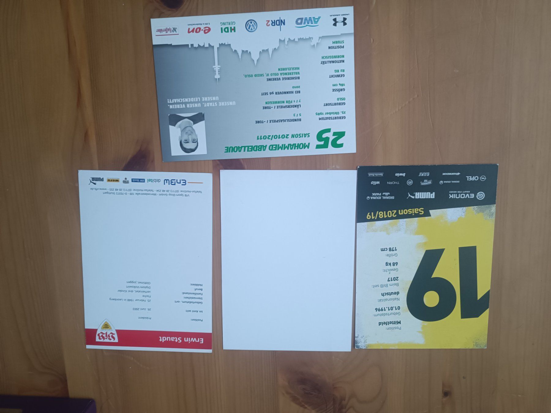 Autografi: Fussball-Mix - 4 signierte Autogrammkarten - Set – Usato da Menziken venduto da Artographs 1