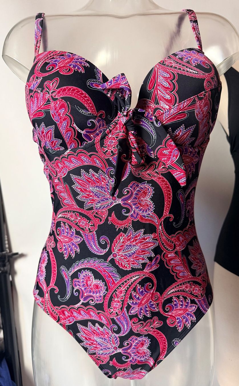 Badekleider & Bikinis: LINGADORE Beach, Badekleid, Grösse 40D, Schwarz mit Muster – Neu und originalverpackt aus Rudolfstetten von gst_g7xl