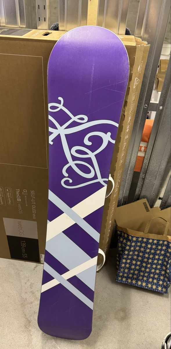 K2 Board: K2 Luna 149 cm Snowboard inkl. Tasche – Usato da Basel venduto da kat_2ksh 2