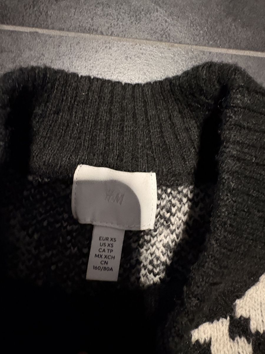 H&M Maglioni & Felpe: Pulloverkleid – Usato da Aesch BL venduto da ang_6x29 1