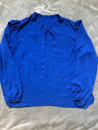 Chemisier bleu électrique à manches longues, taille M
