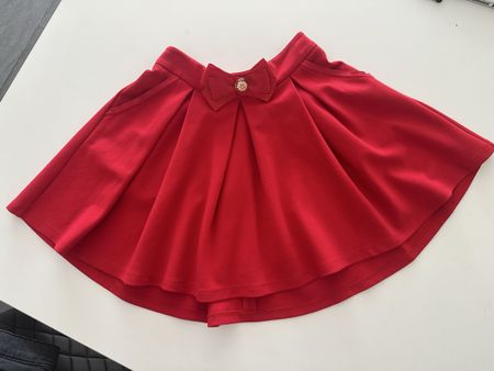 Charabia Paris, Roter Minirock mit Schleife, Grösse 8