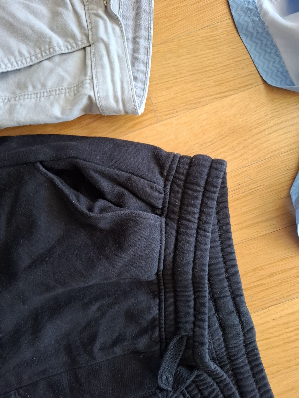 Kleiderpakete & -sets: Kleiderpaket, Grösse 164, Sommer, Top Zustand! hose xs – Gebraucht aus Baar von Jhonny18 5