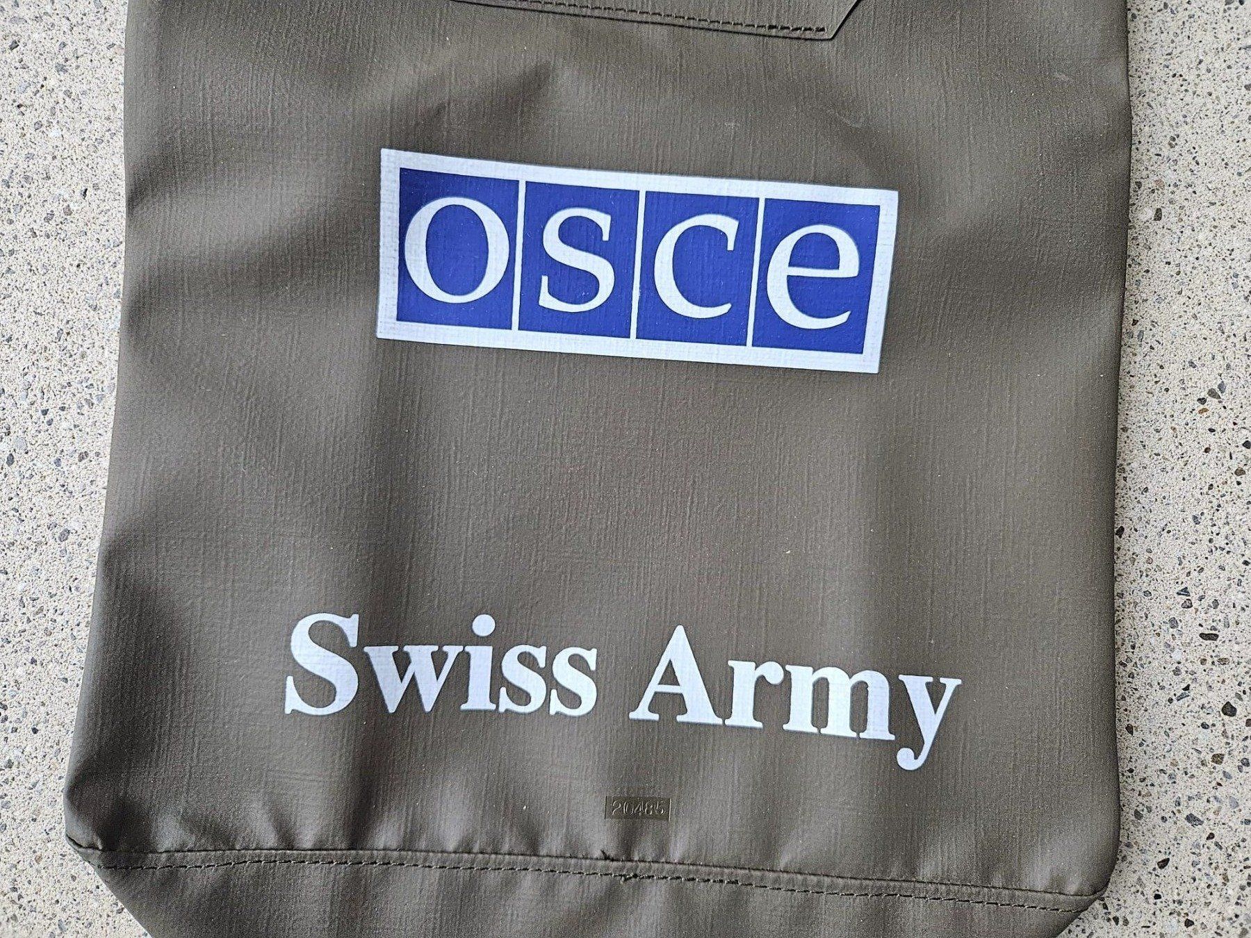 Schweizer Armee Uniformi: *** Tasche Auslandeinsatz OSCE *** – Usato da Riedholz venduto da fr_sIruP 1