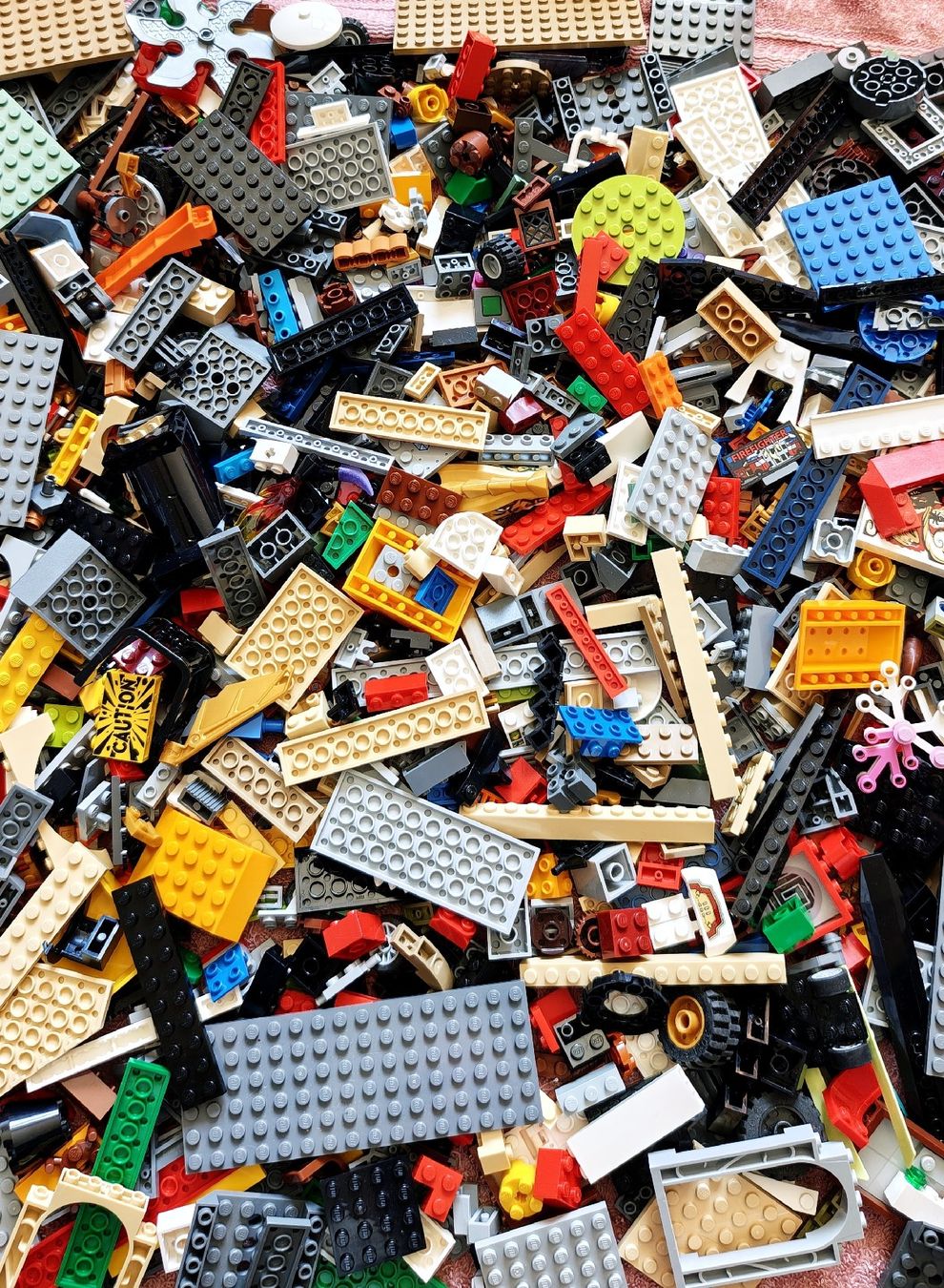 Lego Spielzeuge: Lego ca 1,7 Kilo. Alles Original Lego – Gebraucht aus Effretikon von Superkarin7
