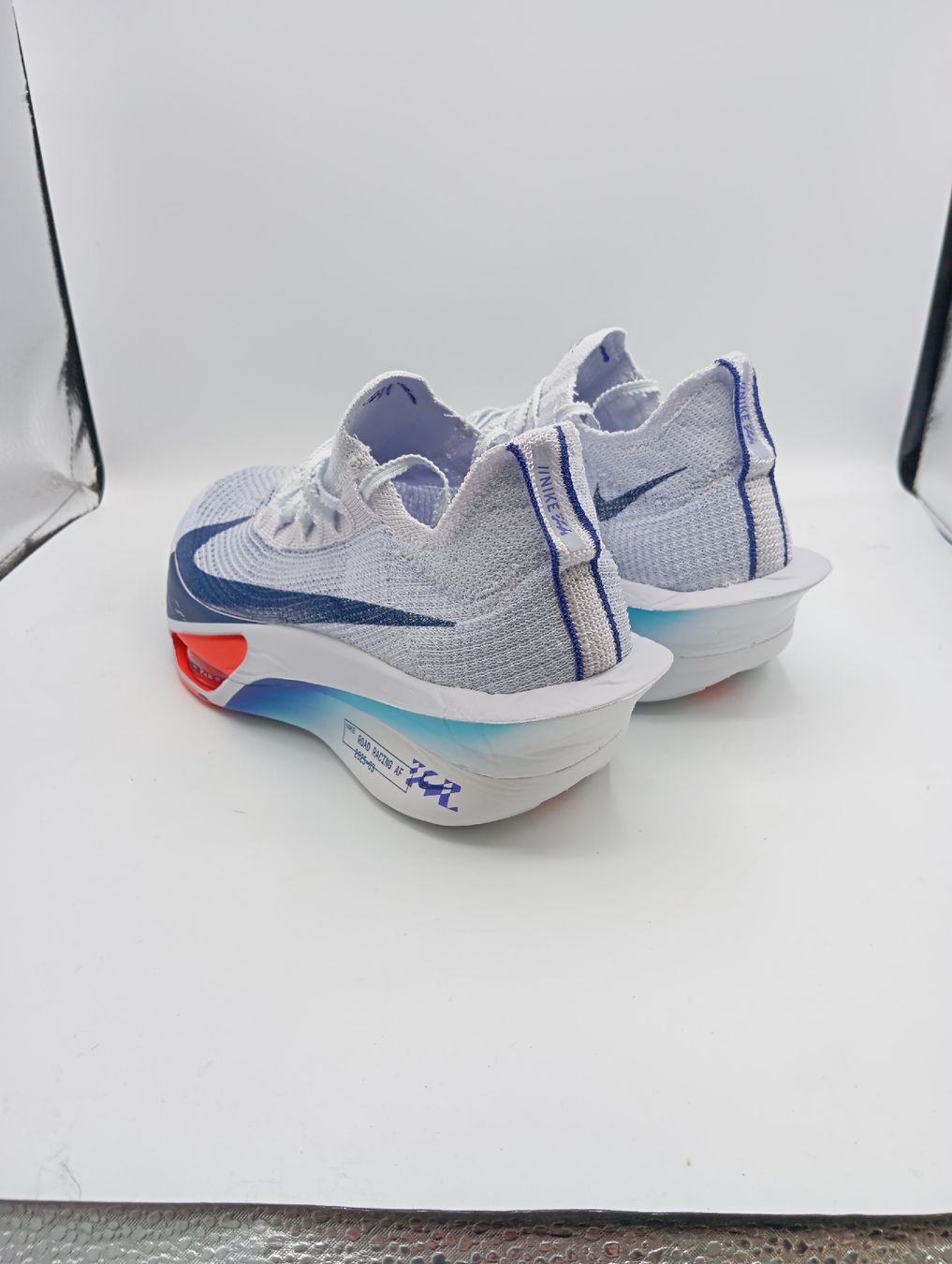 Nike Scarpe da uomo: Nike Zoom Alphafly 3 (EU43) – Nuovo e nell'imballaggio originale da Schaffhausen venduto da outlez 5