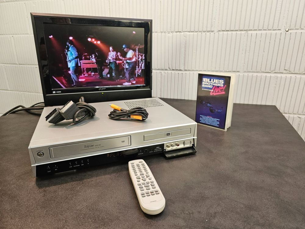 Techline DVRC 800 Kombi DVD / VHS Recorder mit Fernbedienung (Gebraucht ...