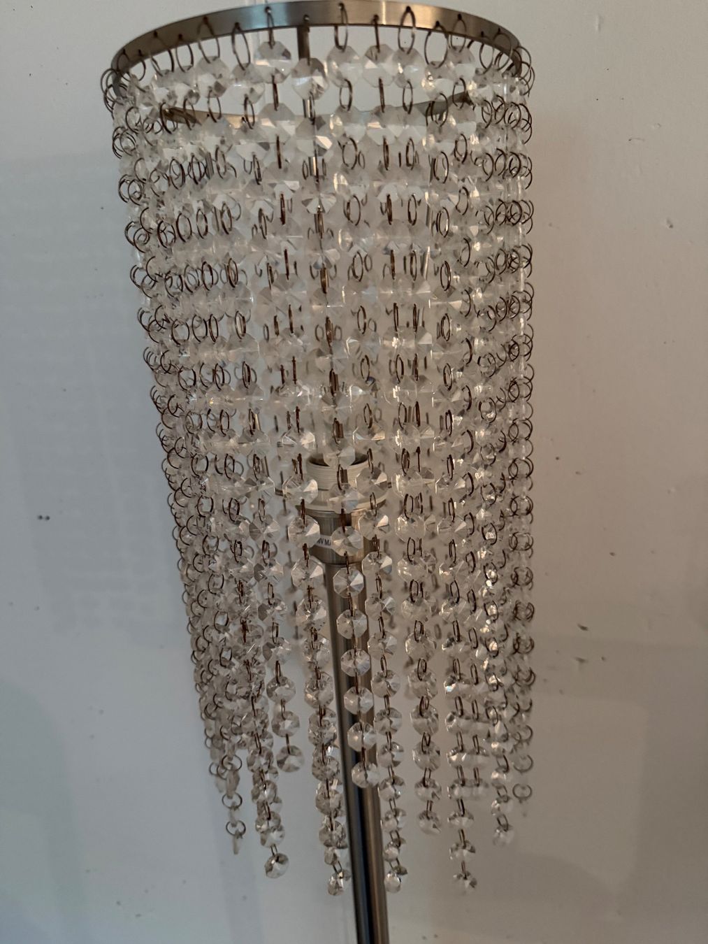 Lampade: Elegante Stehleuchte mit Glasperlen – Usato da Hindelbank venduto da Christenerj 2