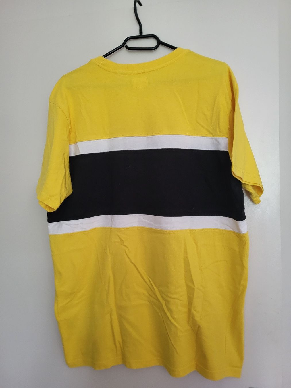 Levi's T-shirt: Levis T Shirt – Usato da Therwil venduto da Hexe13 1