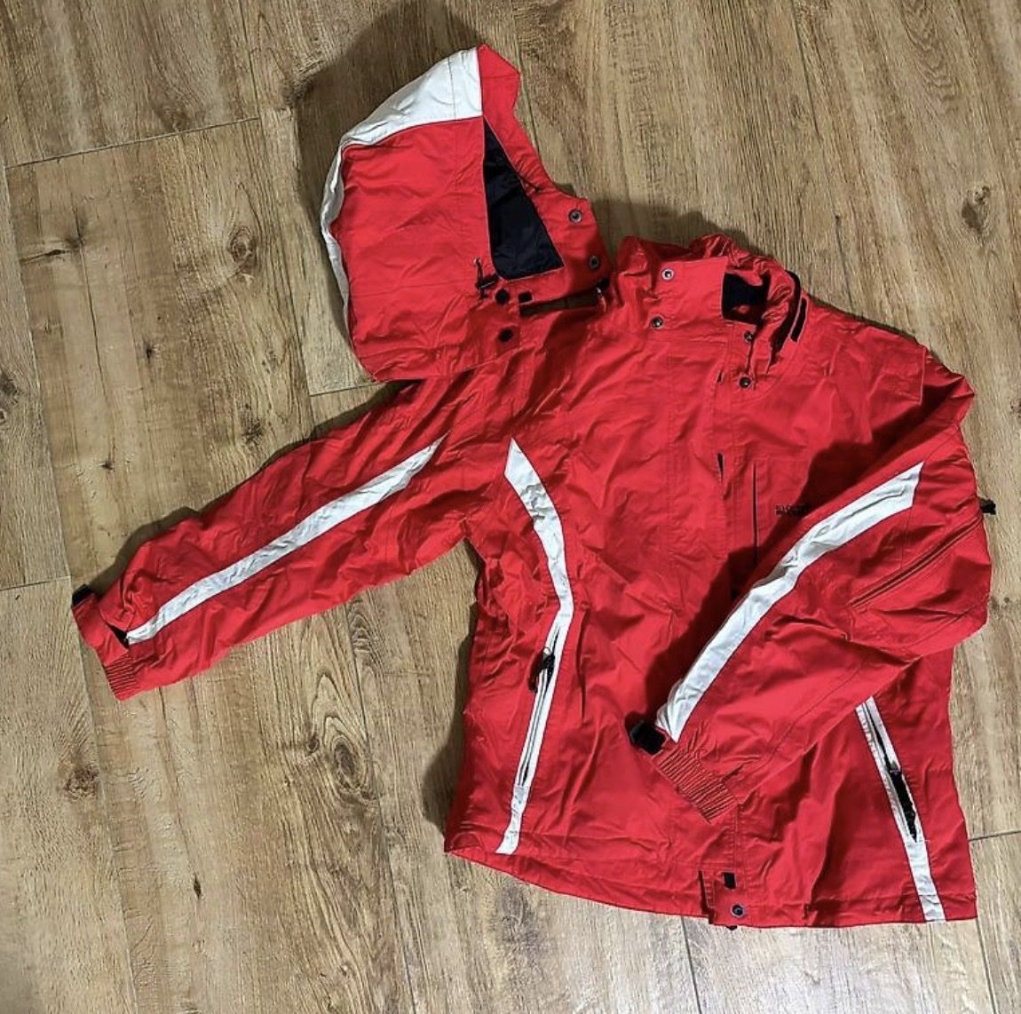 Lotti di vestiti: Tenue de ski complète femme – Nuovo (secondo la descrizione) da Villeneuve VD venduto da Reveuse65 1