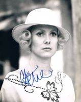 Catherine Deneuve 1943- Autogramm signiert Foto 20x25cm