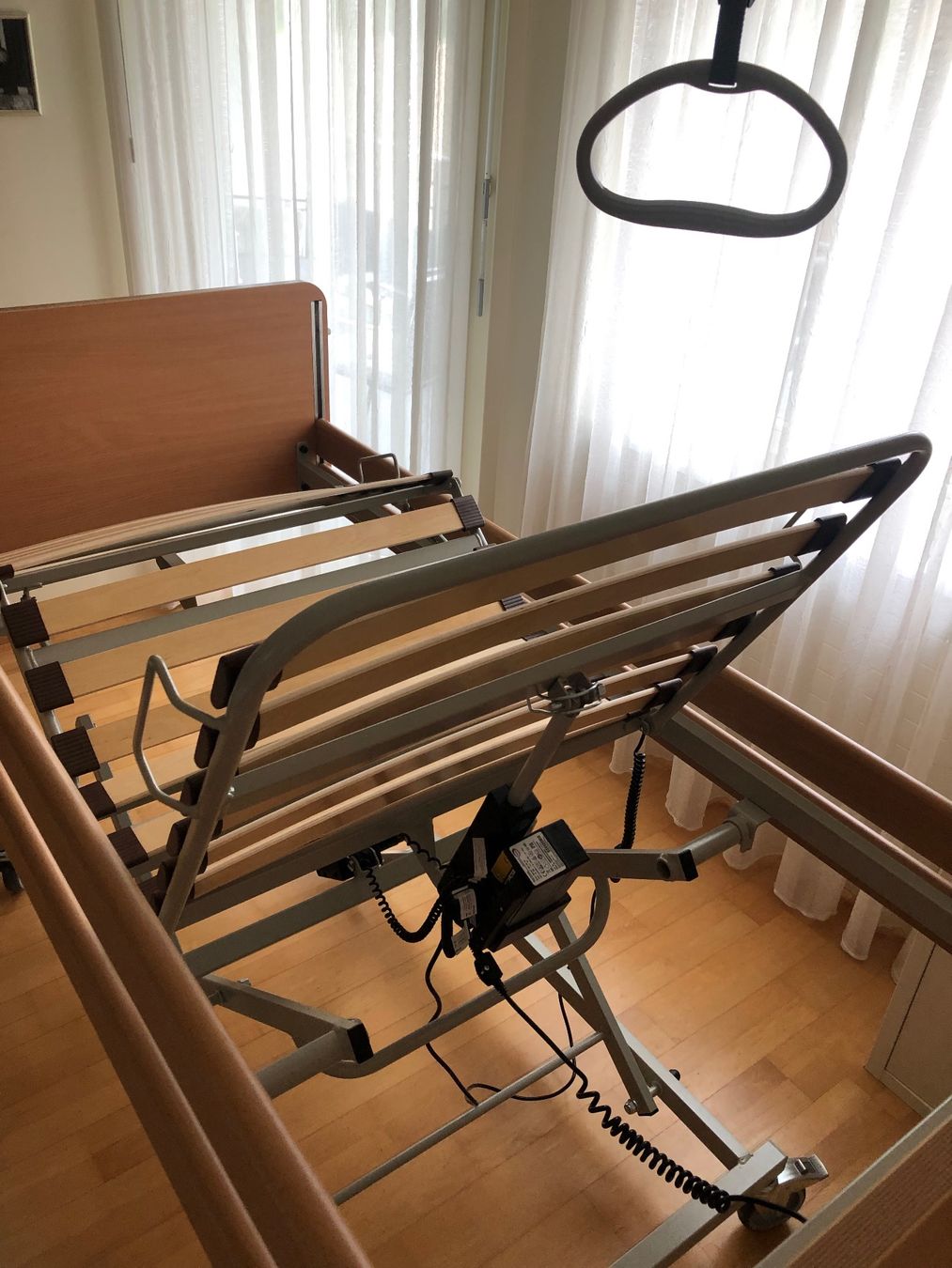 Letti: Pflegebett S4 – Usato da Baar venduto da alexisbeads 4