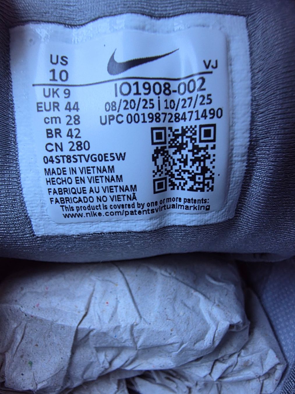 Nike Herrenschuhe: Nike Air Max 90 Drift – Neu und originalverpackt aus Fleurier von dav_xx8y 6