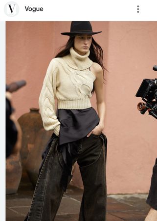 H&M X LORENA SARAVIA COLLABORATION Sweater S