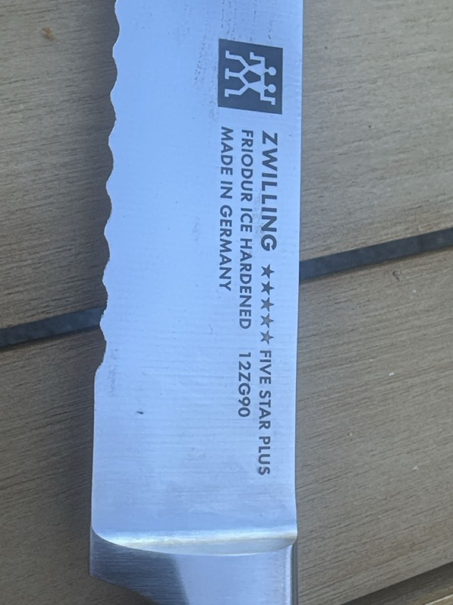 Zwilling Coltelli da cucina: Brotmesser von Zwilling – Usato da Theilingen venduto da Gwunderchischte 2